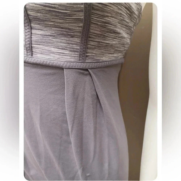 Lululemon BLUEARIS MAGNUM SPACE GRAY  TANK
TOP SIZE 4 - Picture 6 of 9